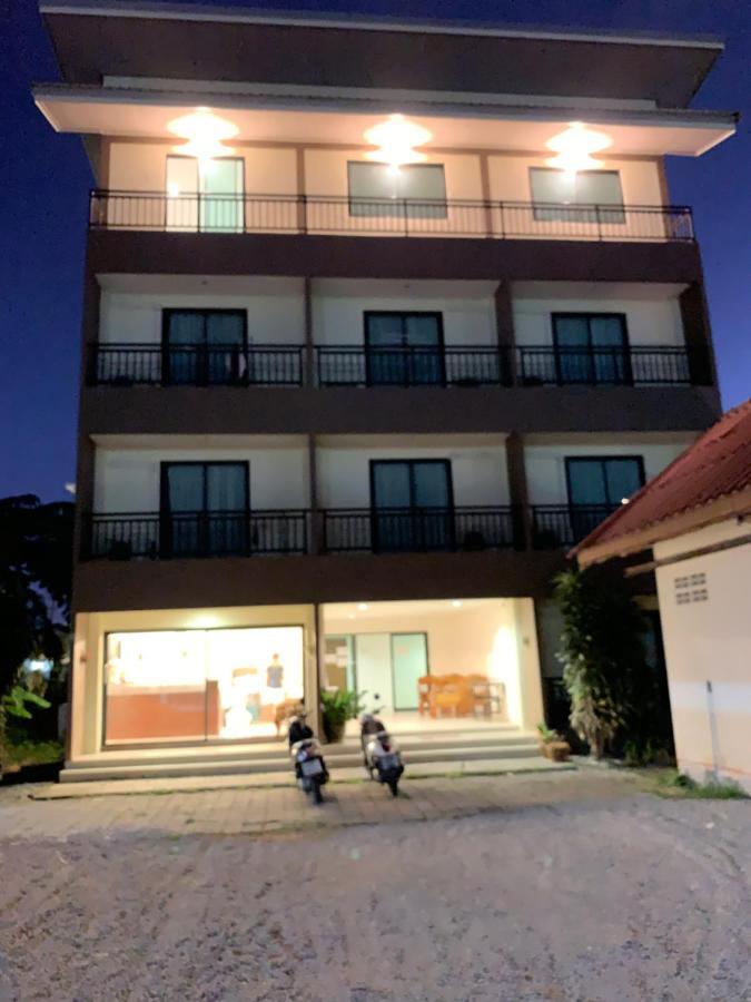 Dee Dee Mansion Airport Leilighet Nai Yang Beach Eksteriør bilde